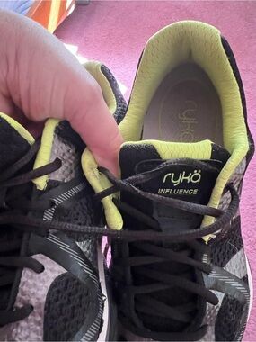 Ryka Influence Black and Yellow Women's Athletic Sneakers Women’s size 8.5